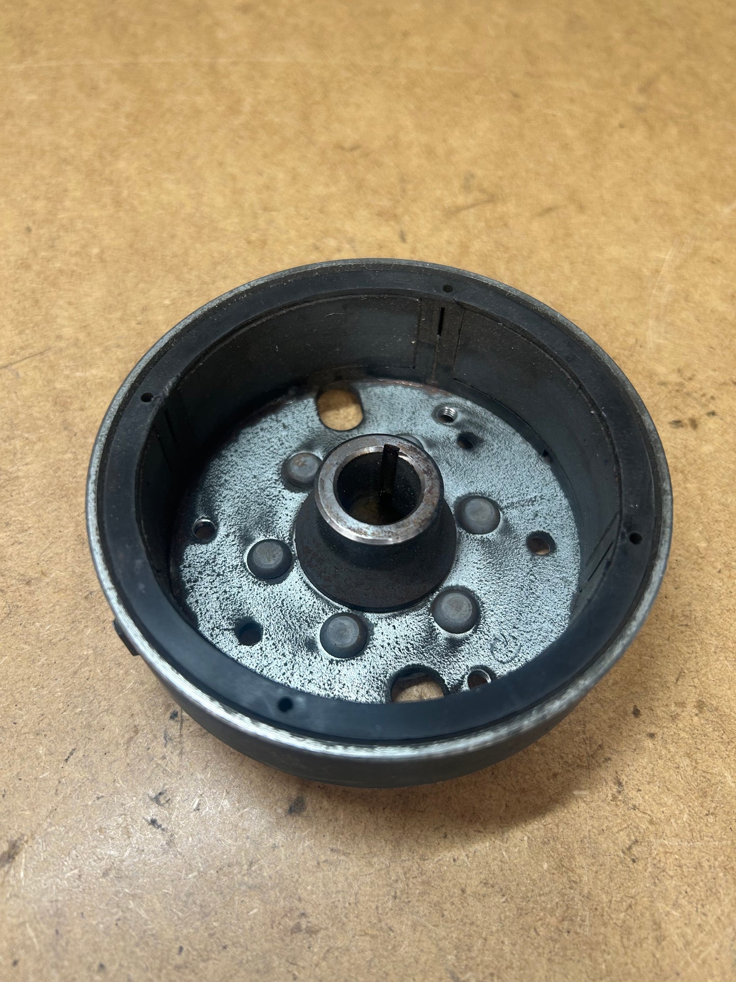 Afgedraaid vliegwiel 2V | OEM 969243