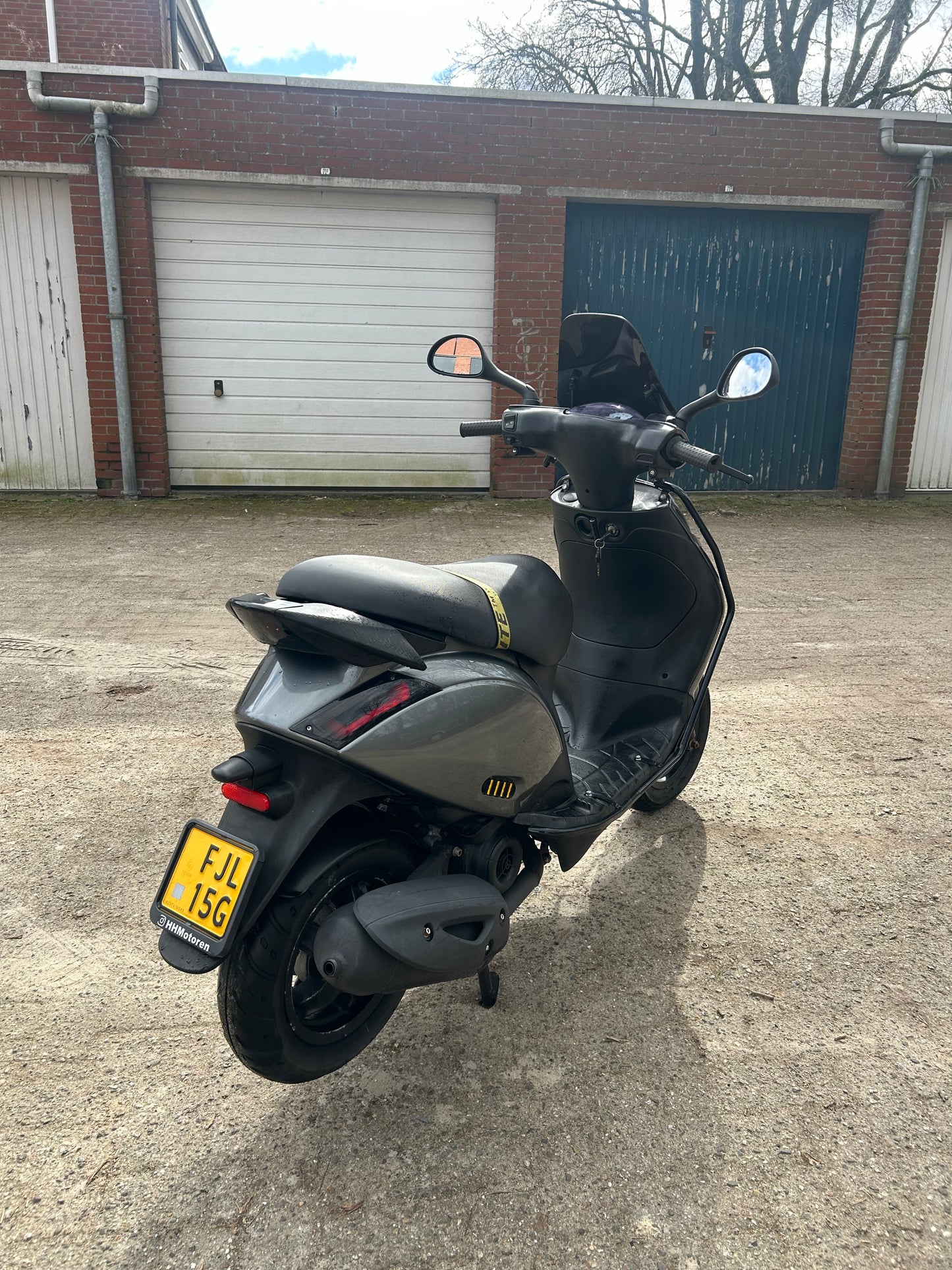 Piaggio Zip 50CC | Full Option | BJ 2023 | 4503KM| Brom