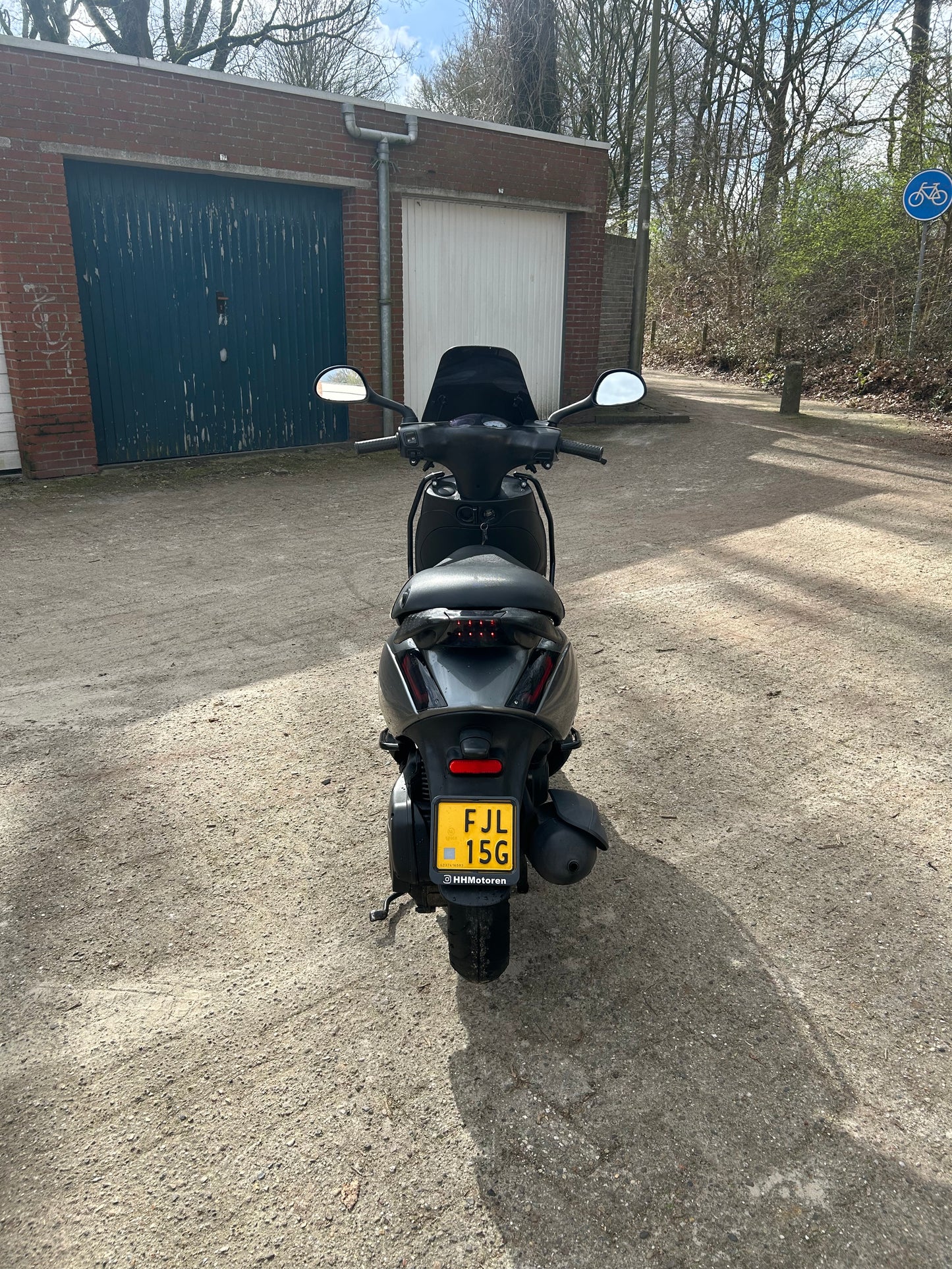 Piaggio Zip 50CC | Full Option | BJ 2023 | 4503KM| Brom