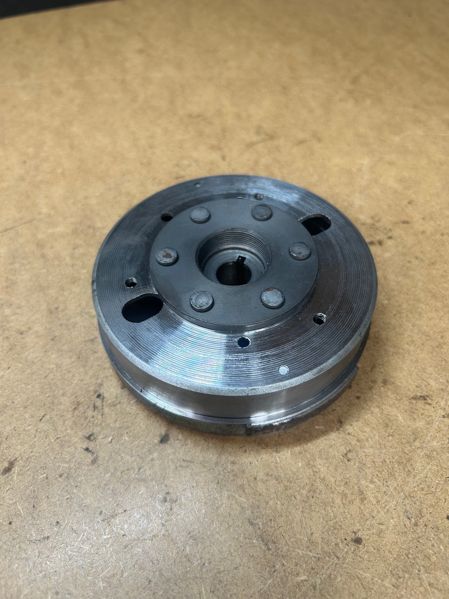 Afgedraaid vliegwiel 4V | OEM 638953