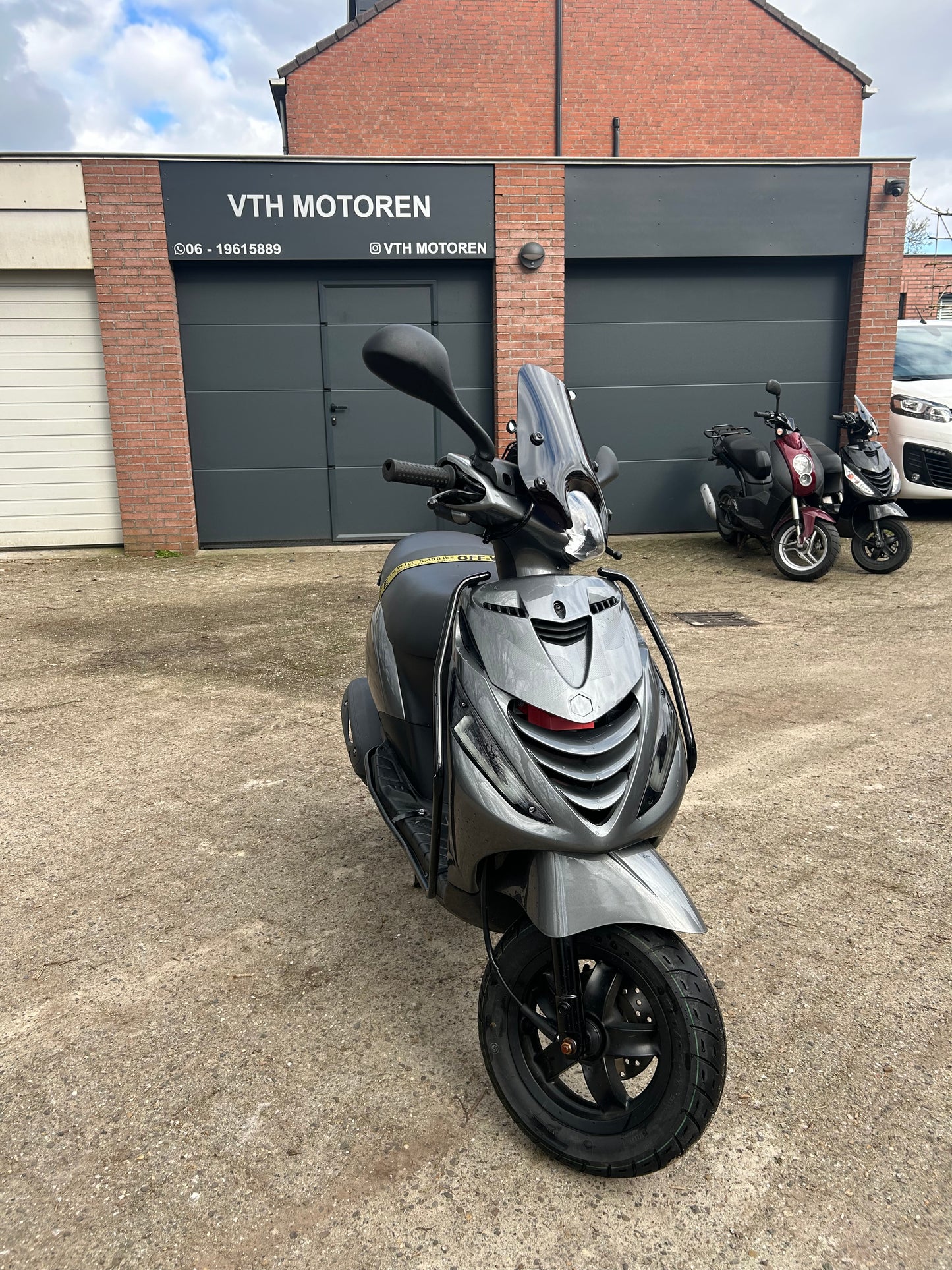 Piaggio Zip 50CC | Full Option | BJ 2023 | 4503KM| Brom
