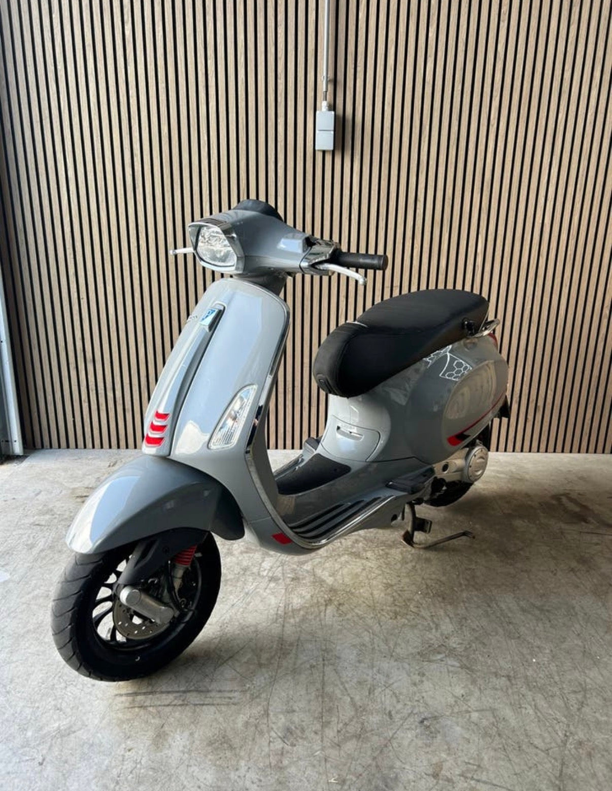Vespa sprint iget | Nardo Grey | Snor