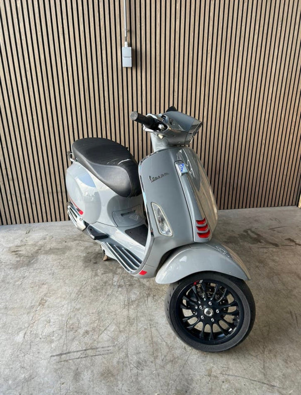 Vespa sprint iget | Nardo Grey | Snor