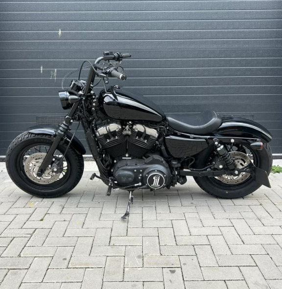 Harley-Davidson XL 1200 X Sportster Forty-Eight